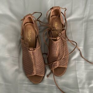 Light Brown Sandals, Size 9